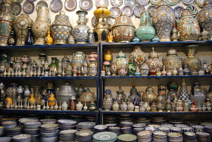 陶瓷之韻 從匠心工藝到商業(yè)視覺(jué)的藝術(shù)之旅